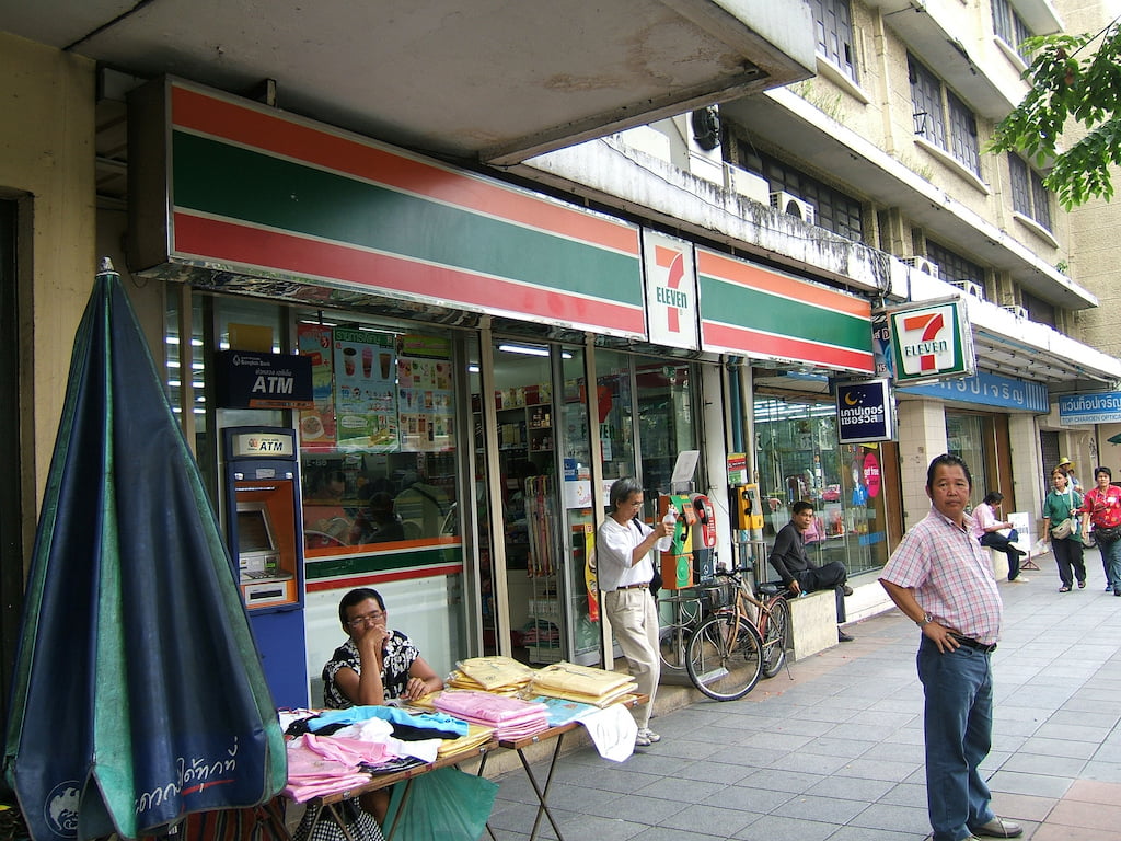 7-Eleven convenience store in Chinatown