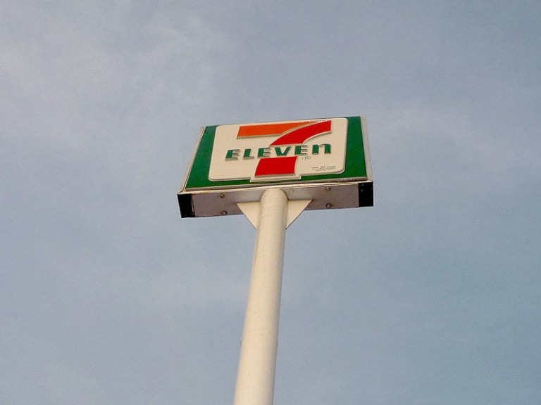 7-Eleven-Phuket