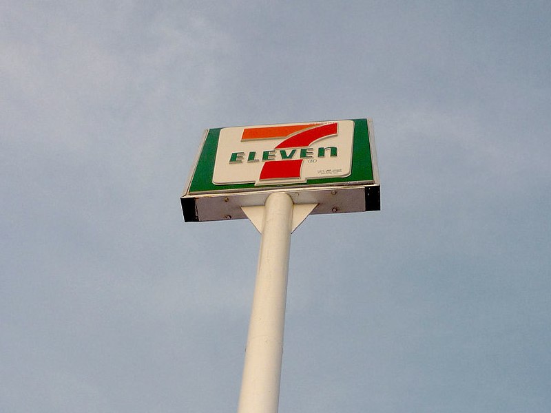 7-Eleven-Phuket