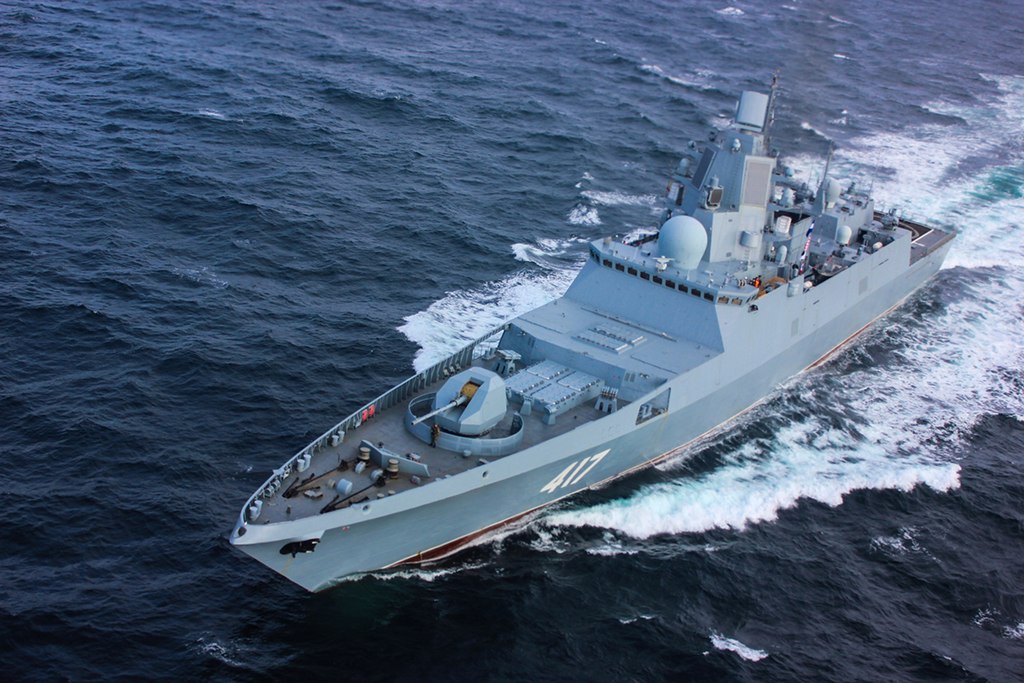 The frigate Admiral Gorshkov equipped with Zircon missiles. According to the Russian Defense Ministry, they have a range of more than 1,000 kilometers and can evade anti-aircraft defense systems. The missile's flight speed exceeds Mach 9