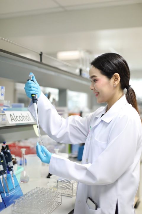 Asst. Prof. Dr. Sathaporn Ngam-ukos, Faculty of Allied Health Sciences, Chulalongkorn University in the laboratory