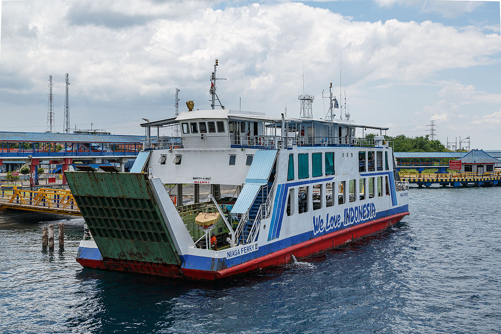 The ferry "KMP Niaga Ferry-II" in the Bali Strait
