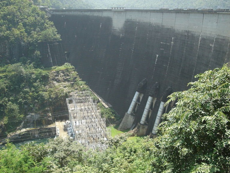 Bhumibol Dam (เขื่อนภูมิพล)