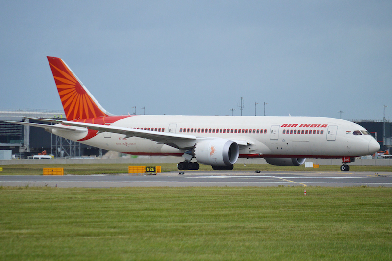 Boeing 787-8 Deamliner 'VT-ANL' Air India on flight AIC116 to Delhi