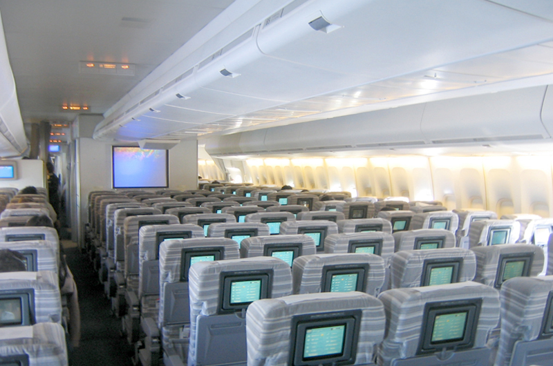 Boeing 747-400 Economy class cabin