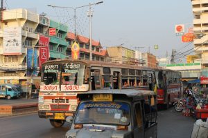 Buses and traffic in Ayutthaya