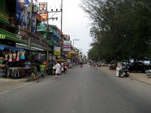 Cha-am Beach Road