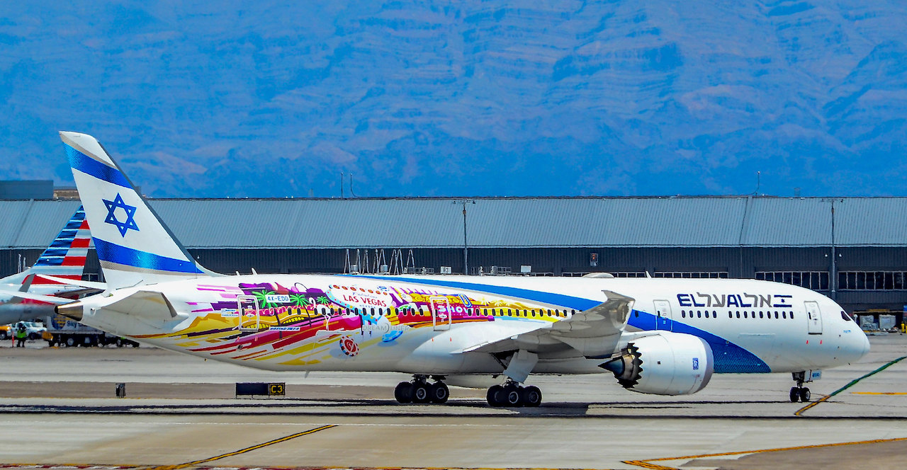 El Al Israel Airlines Boeing 787-9 Dreamliner in Haifa.
