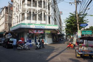 FamilyMart Store in Soi Chom Sombun, Bangkok