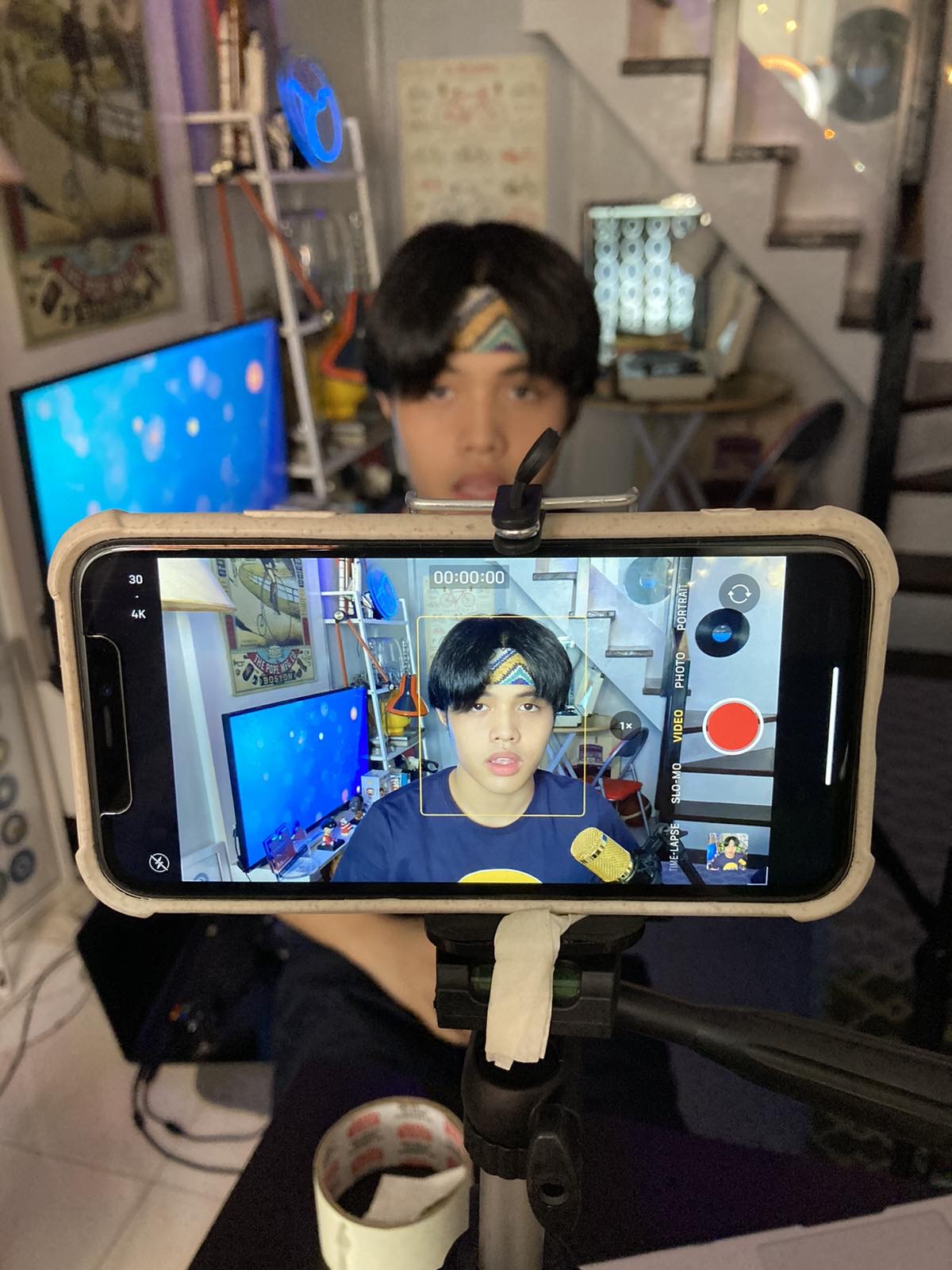Using iPhones held by the actors themselves who were filming in their own homes and talking to their co-actors, their director and producers only thru video conferencing