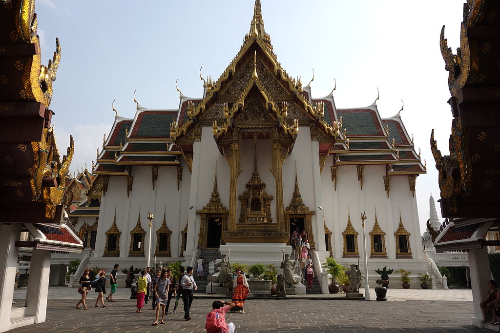 Phra Thinang Dusit Maha Prasat Throne Hall building