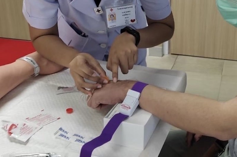 A Chula medical specialist recommends preventive replacement factor treatment that uses an application to record abnormal bleeding along with regular communication with one’s physician.