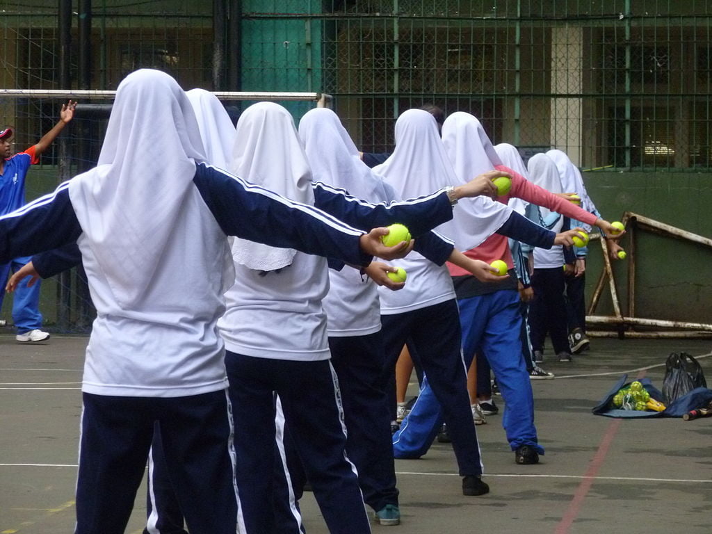 Indonesian school girls