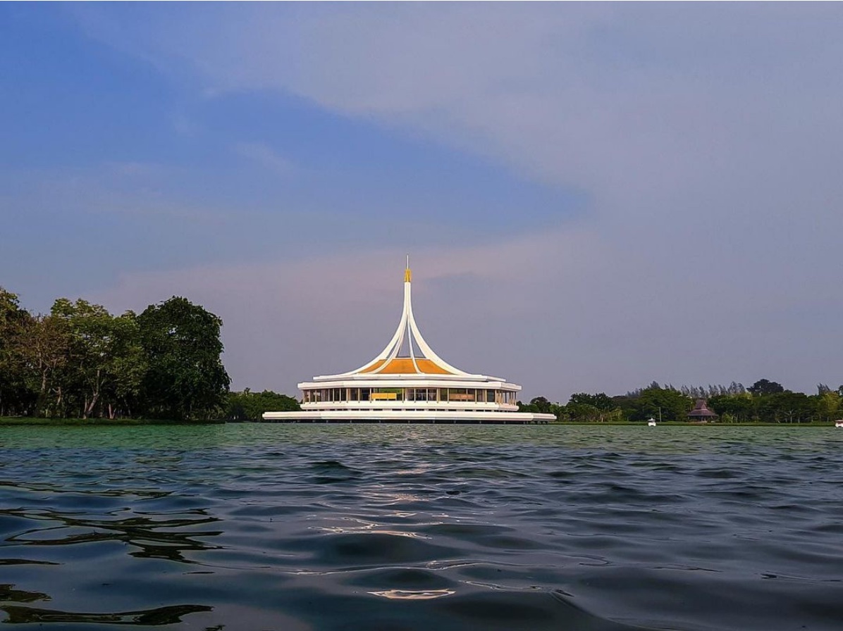 King Rama IX Park in Bangkok