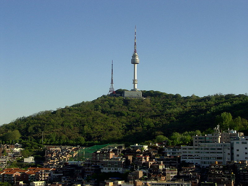 Banpo Bridge and Namsan Tower in Seoul