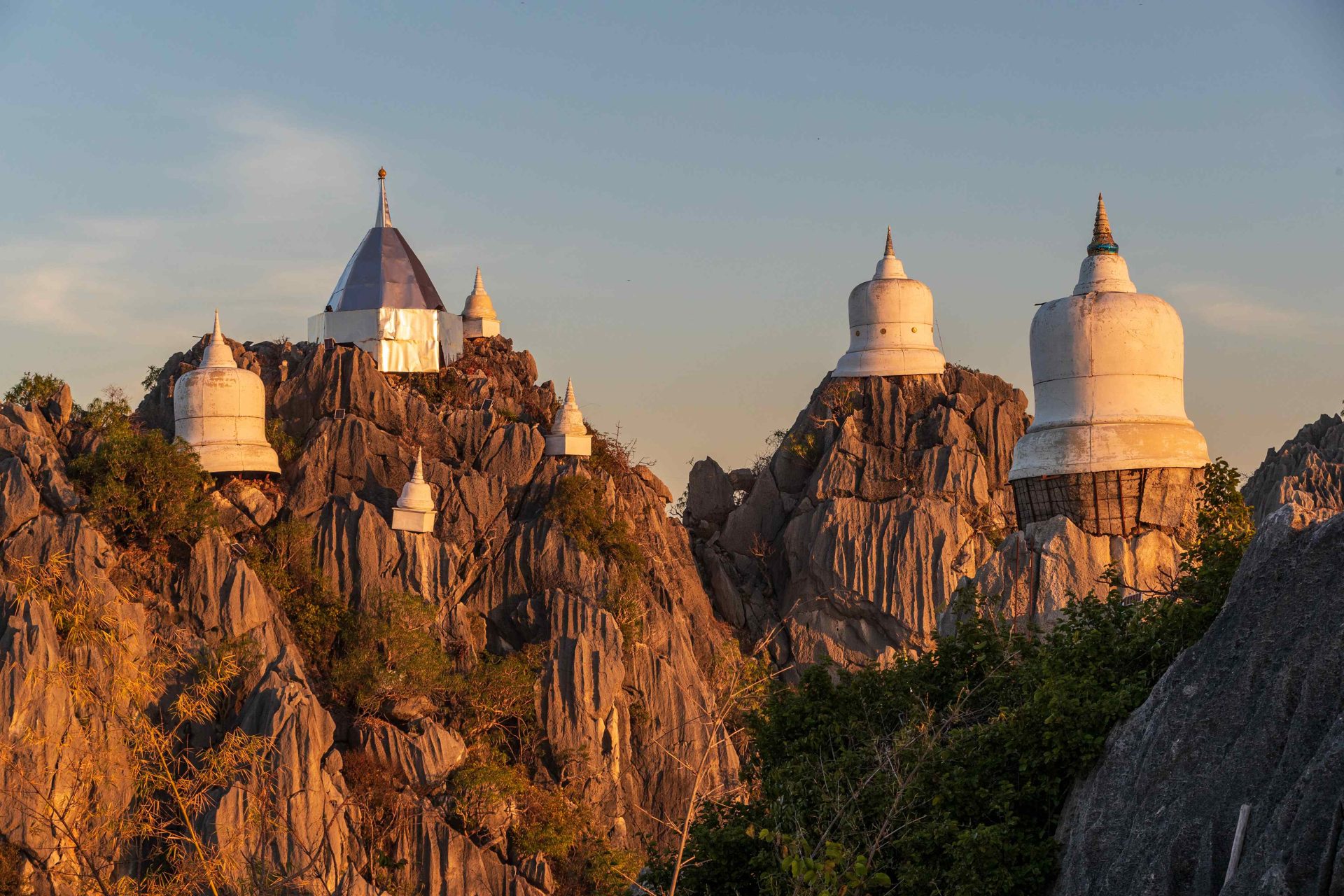 Lampang - Wat Phra Phutthabat Suthawat (วัดพระพุทธบาทสุทธาวาส).