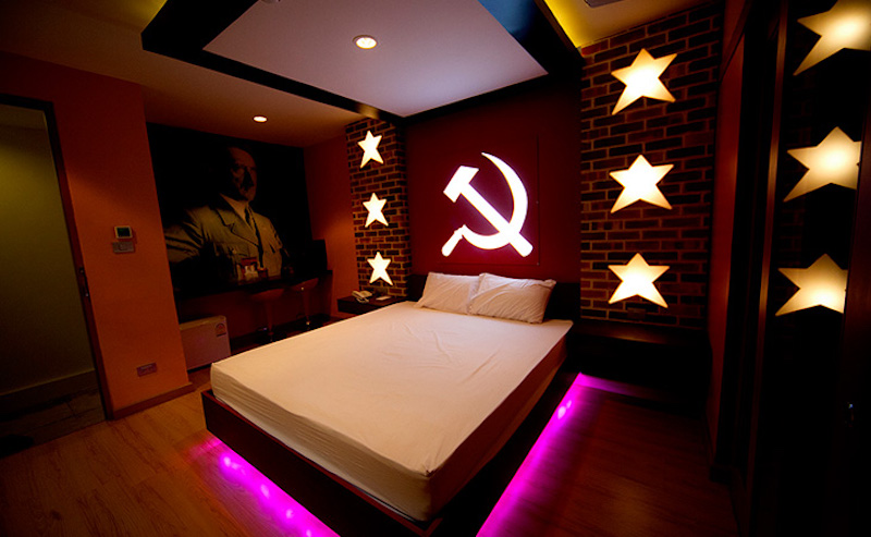 Communist room at Love Villa Hotel in Nonthaburi