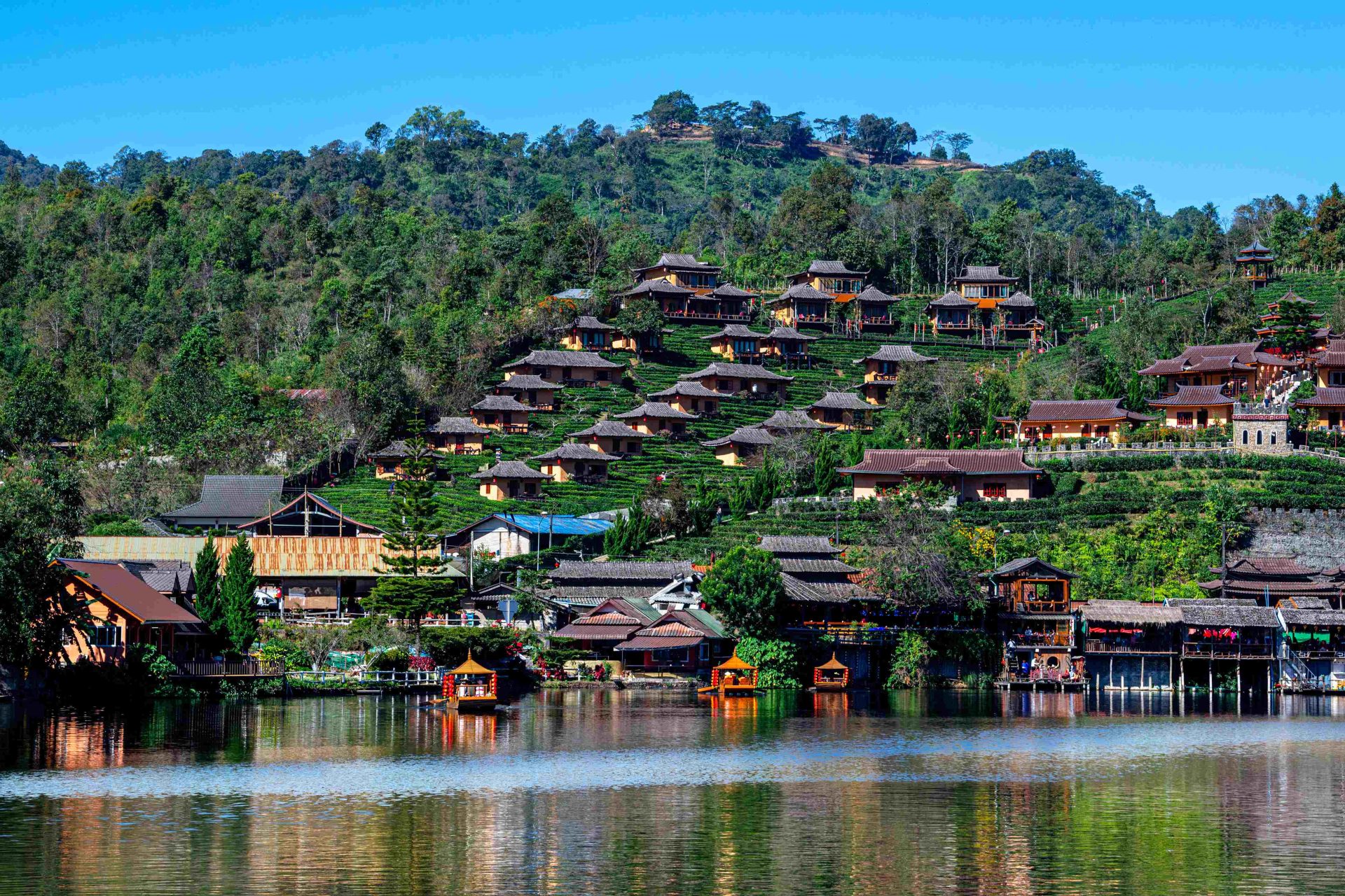 Mae Hong Son - Ban Rak Thai Village (บ้านรักไท).