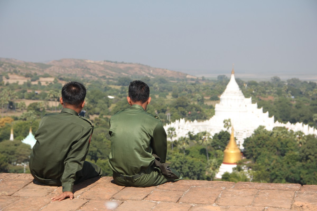 Myanmar soldiers near a temple