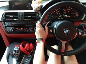 Net idol Kritrada Thabthimpol aka Namzom Zomy driving her BMW