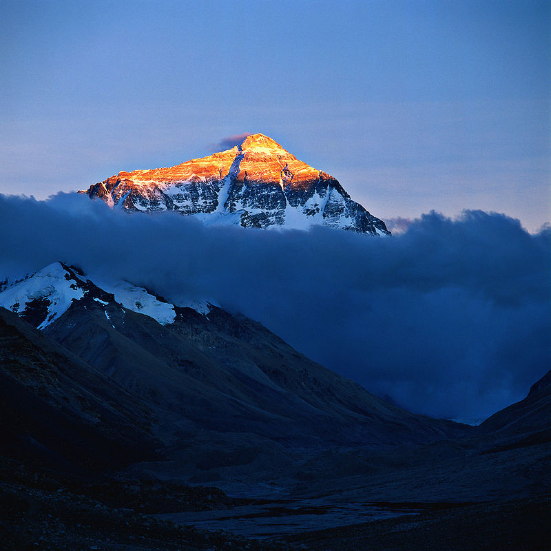 Mount Everest, Nepal. Photo by Bernard Goldbach.