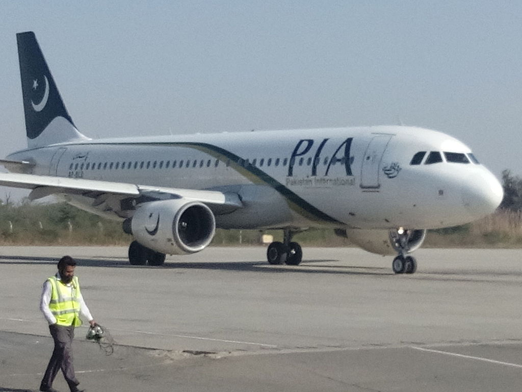 Pakistan International Airlines (PIA) Airbus A320-214 arrived from Karachi