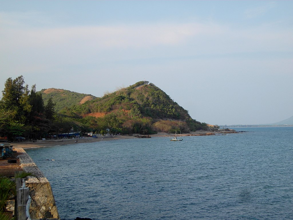 Samaesarn Island in Sattahip