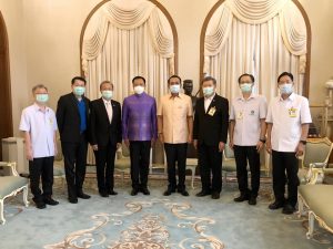 PM Prayut meet with cabinet members and medical advisors to receive the latest reports on the situation of the COVID-19 epidemic in Thailand