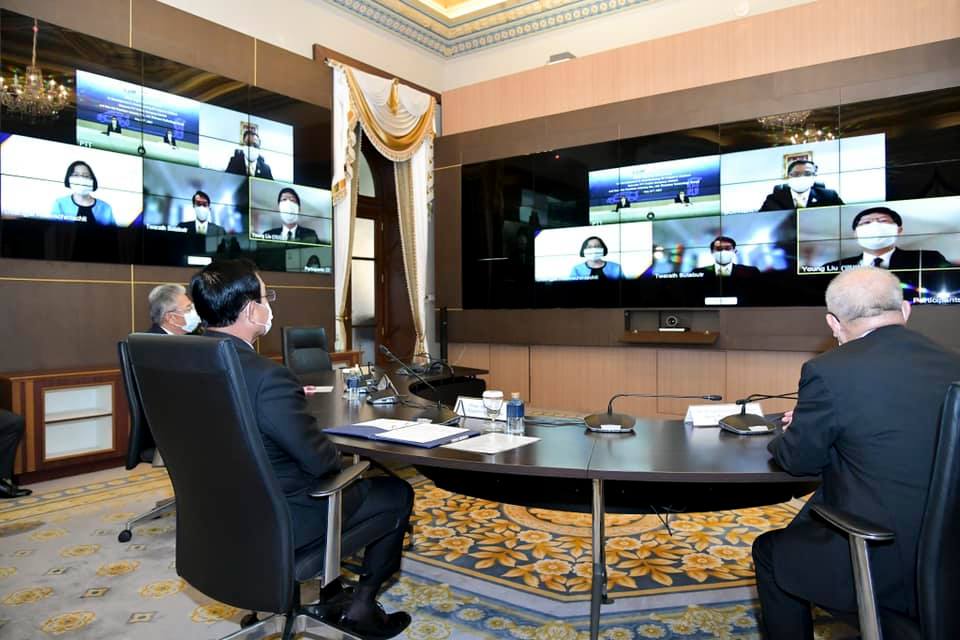 Prayut Chan-o-cha in a video conference during the COVID-19 pandemic