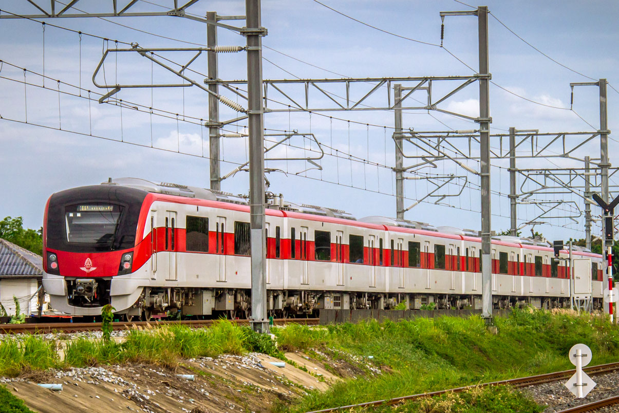 SRT Hitachi EMU Class 1000 electric EV train test run on Red Line