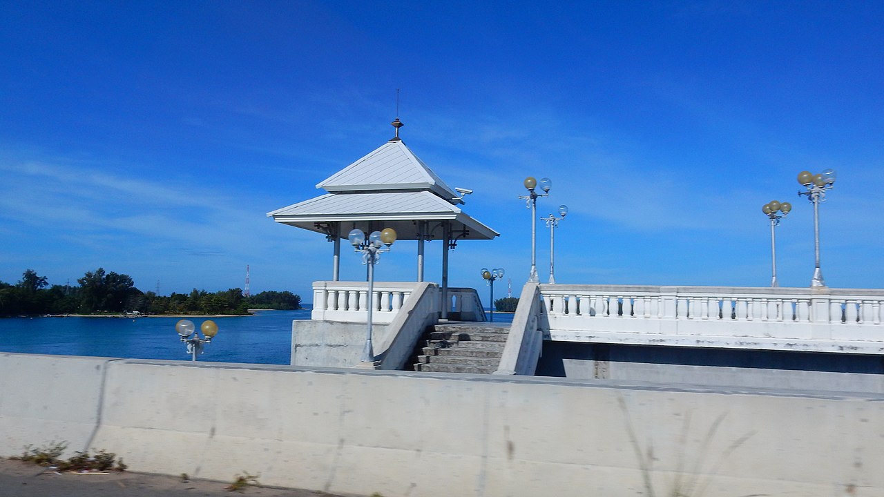 The Sarasin Bridge connecting the mainland of Phuket and Phang Nga