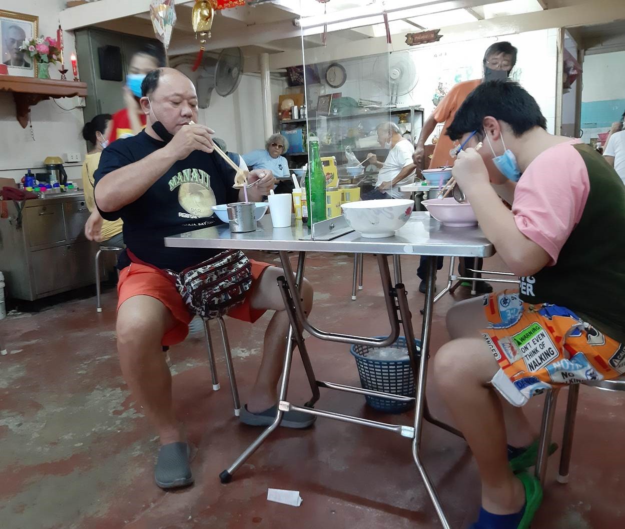 According to the Thai government preventive measures, restaurants are required to arrange a physical distancing at least 1.5 meter and if customers share the table, it is required to have a shield to separate encounter