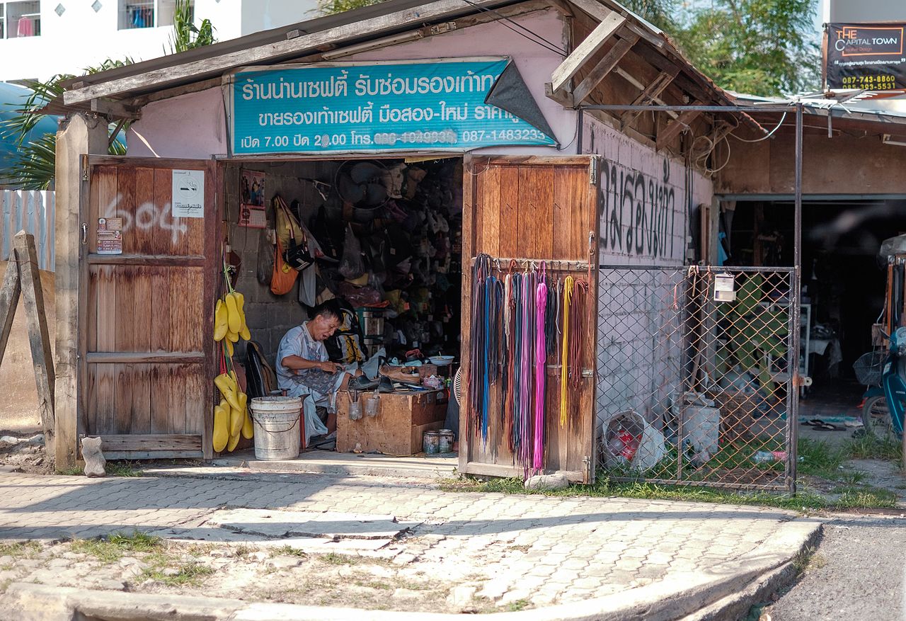 Shoemaker at work in Rayong