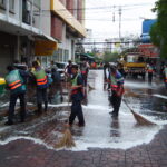 Street cleaners in Bangkok – Men at work in Thailand.
