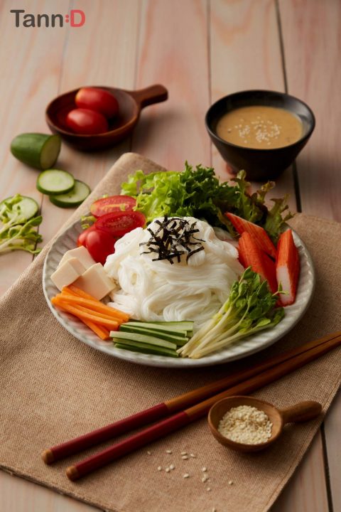 "Tann:D" egg white noodles dish