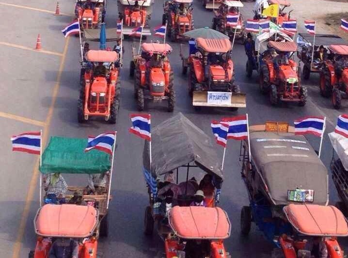 Thai farmers heading to Bangkok