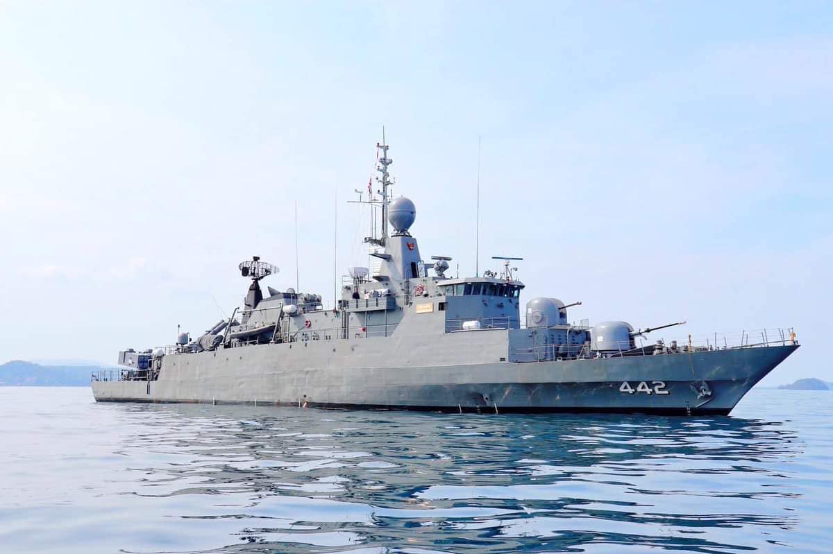 HTMS Sukhothai (FS-442) vessel ship
