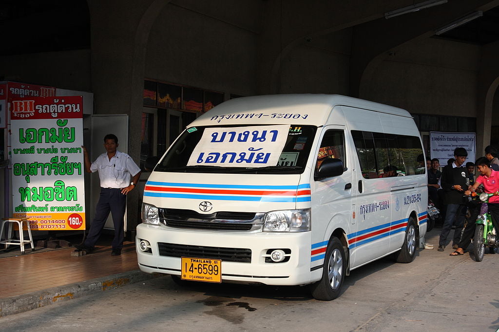Toyota Commuter in Rayong