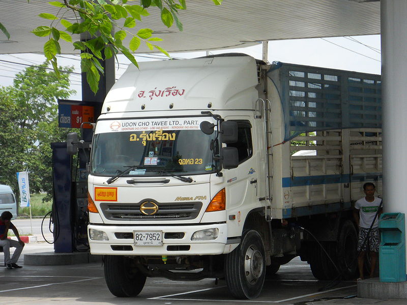 Hino Truck Mega FM