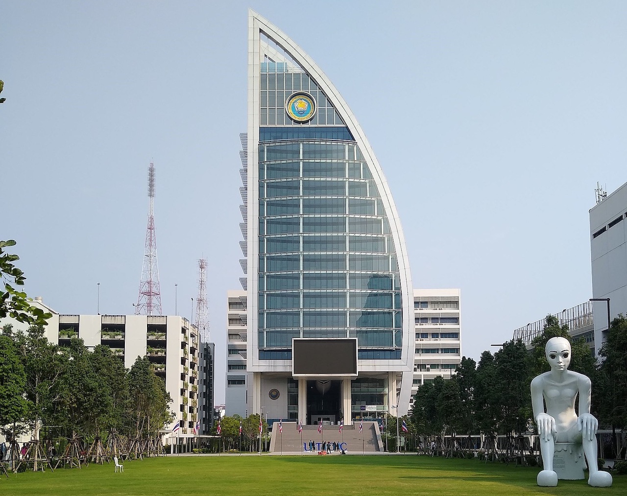 University of the Thai Chamber of Commerce (UTCC).