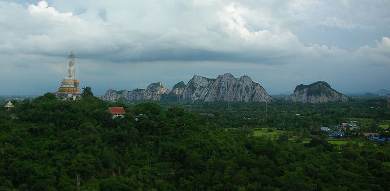 Wat Nong Hoi in Ratchaburi