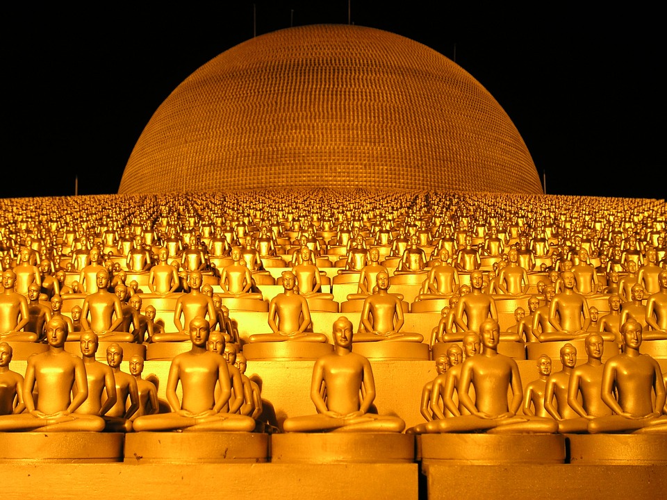 Golden dome at Wat Phra Dhammakaya, Pathum Thani