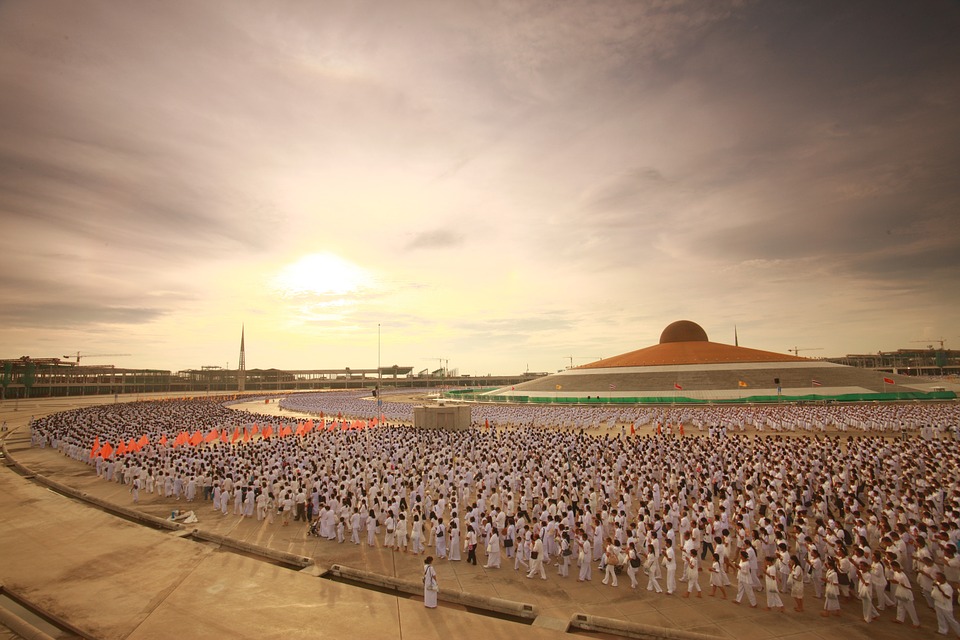 Monks at Wat Phra Dhammakaya Temple in Pathum Thani