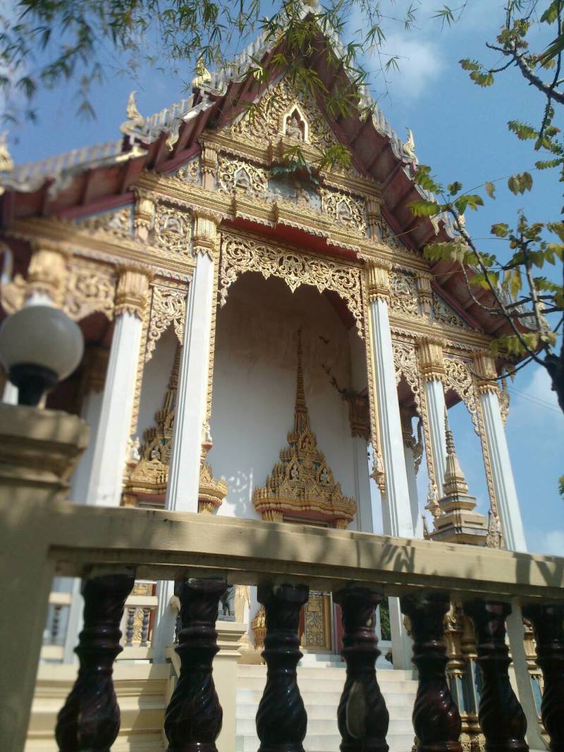 Wat Thep Thong Chai in Samut Sakhon