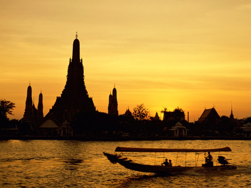 Wat Arun and a barge