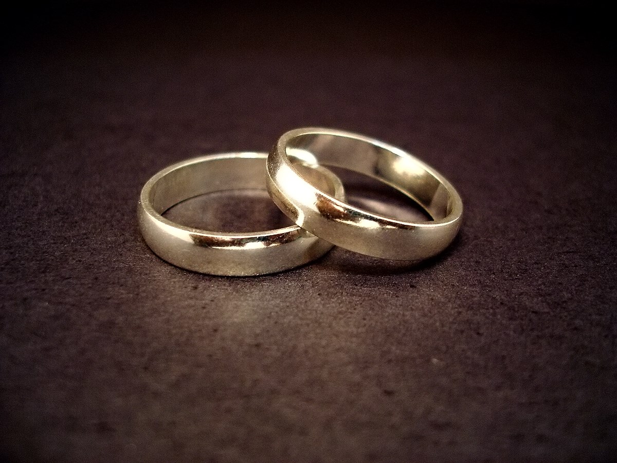 14-carat gold wedding rings