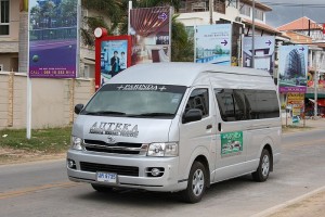 Toyota Commuter minivan in Pattaya
