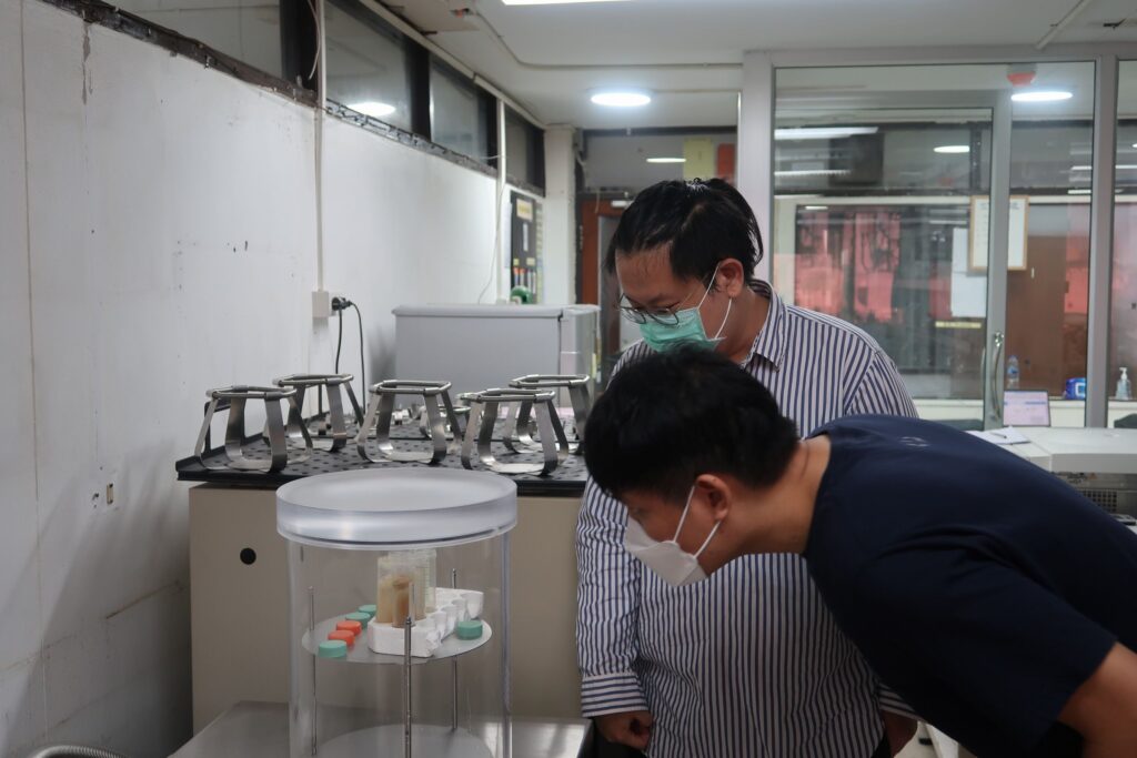 Substance analysis at Department of Pharmacognosy and Pharmaceutical Botany