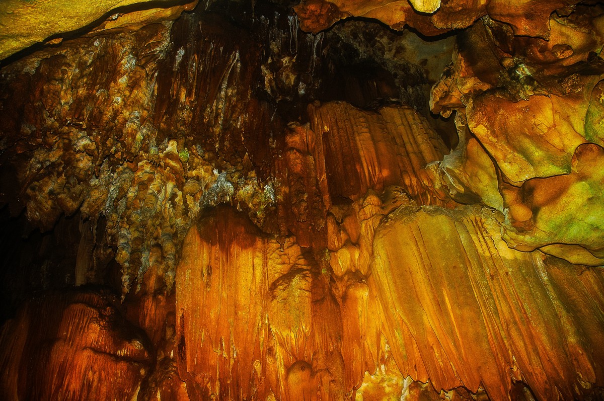 Chiang Dao Cave, stalagmites and stalactites
