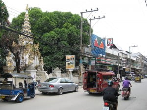 Tapae Road and Wat Mahawan, Chiang Mai
